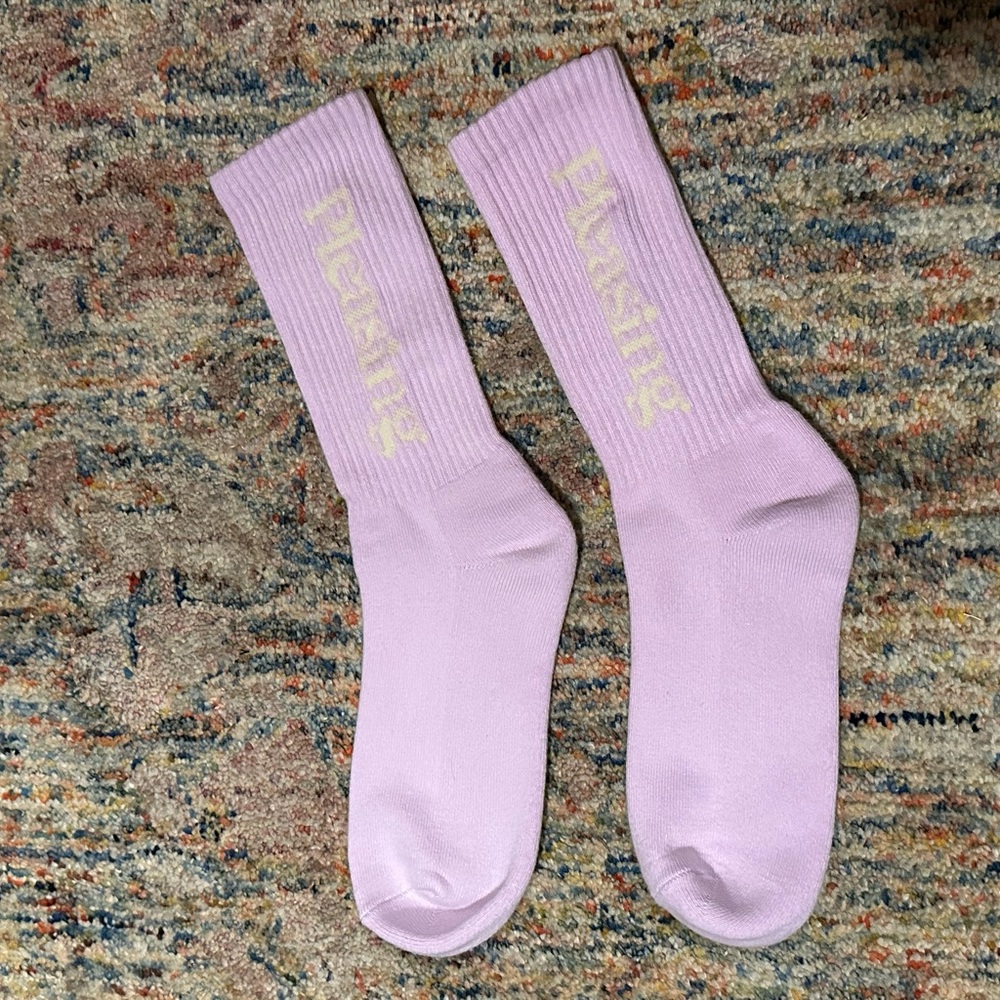 Pleasing Crew Socks